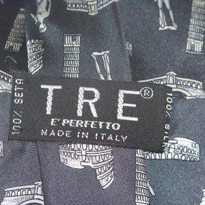 TRE E’Perfetto 100% Silk Grey and White Italian Historic Landmarks Necktie